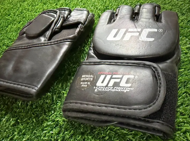 دستکش چرم UFC